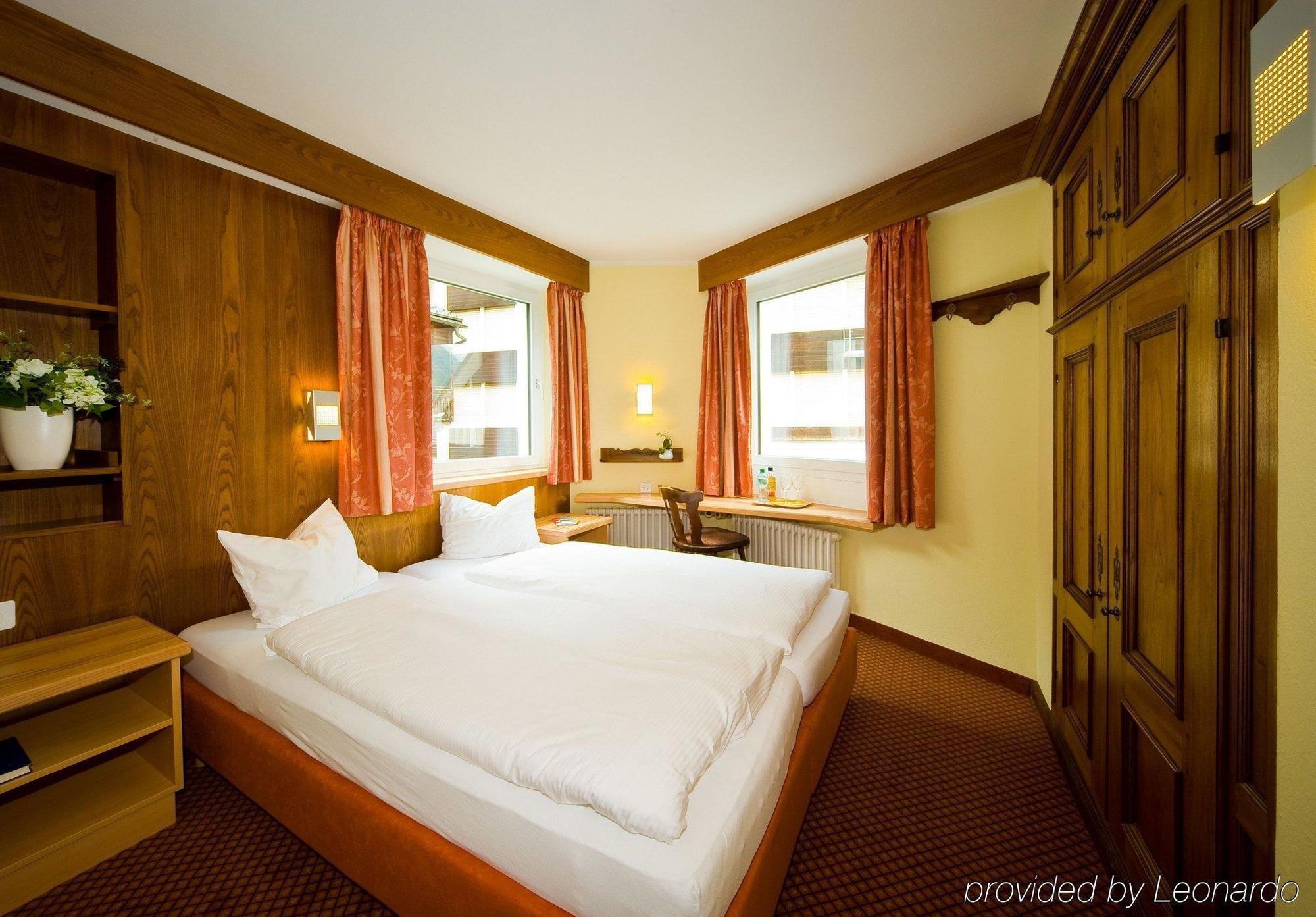 Le Petit Charme-Inn Zermatt Habitación foto